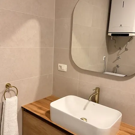 Sara Apartament *